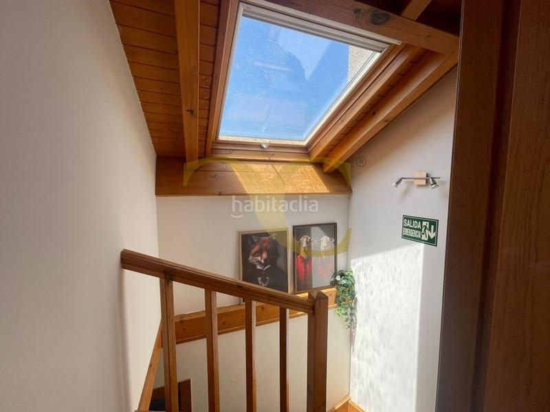 Foto ba1d5f9f-fd06-4b6d-bddf-ed4b35d3a95d. Casa adossada amb calefacció a Ribadesella