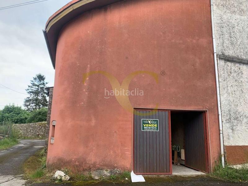 Foto 0fd3116e-2e10-4049-8ba1-af707c8ff488. Casa cuadra para reformar en póo. en Celorio-Poó-Parres Llanes