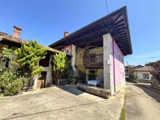 Haus  Poblado pen. Gran casona tradicional en el valle del ro sella.