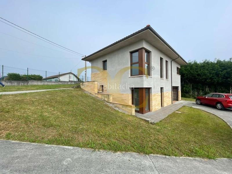 Foto 635bab6d-044a-44ca-98c4-93d9322bab53. Chalet con parcheggio in Quintes - Arroes Villaviciosa