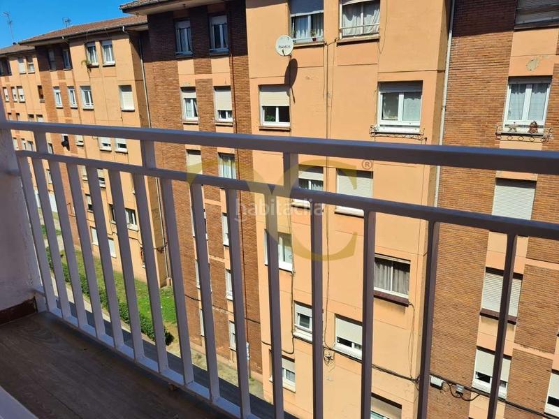 Foto 320a0688-02fa-4ba2-9aa9-ea014795a995. Appartamento con riscaldamento in La Calzada Gijón