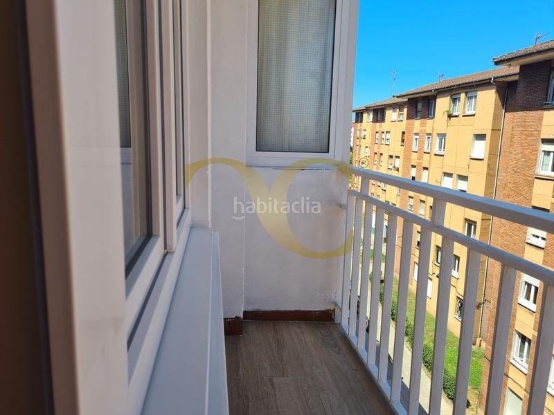 Foto 45f8c885-3f9a-4218-93b0-f48a74e116c3. Appartamento con riscaldamento in La Calzada Gijón