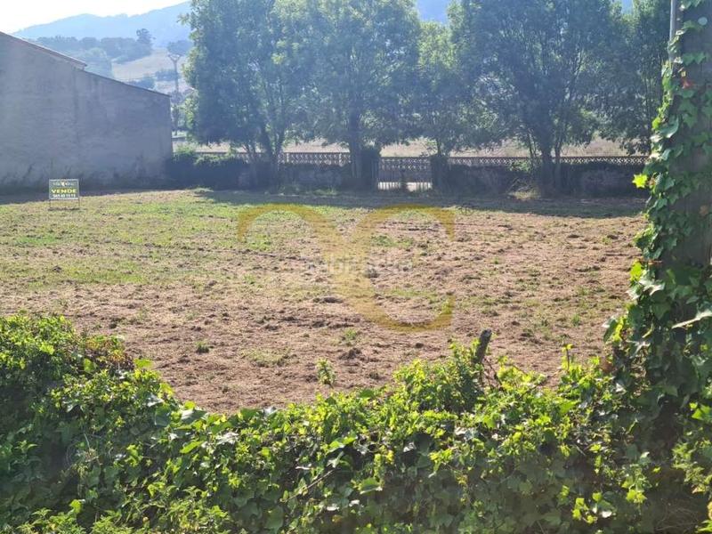 Foto a70090fa-dcca-42f2-8778-33b7c6aa3b86. Terreny residencial a Villaviciosa - amandi Villaviciosa