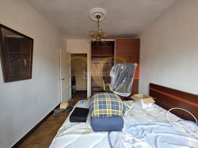 Foto abb06c39-0734-4a0f-989d-89ca32b03991. Piso exclusiva piso para reformar en cardenal cisneros. en Santander