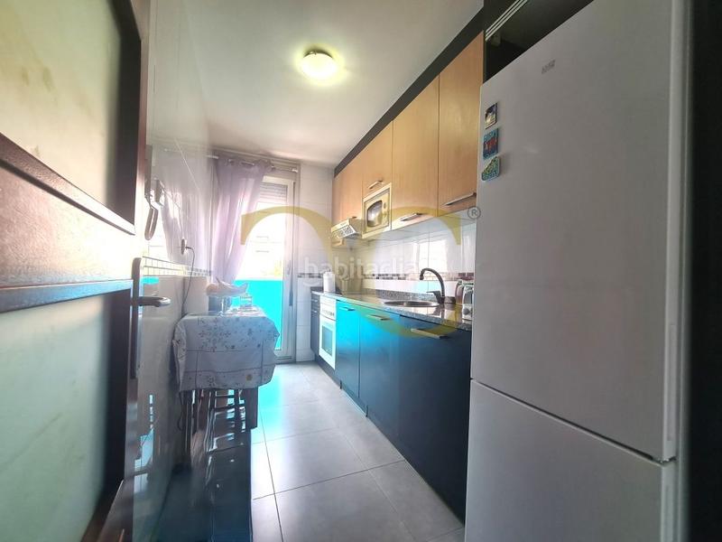 Foto 97ef014c-317c-414e-9141-23a45db3d034. Flat with heating parking in Jove Gijón