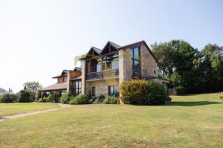 Xalet  Barrio las veneras. Preciosa casa con magníficas vistas y a 7 kilómetros de la playa