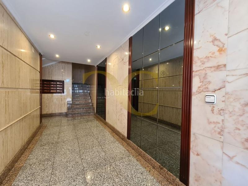 Foto 88ff0594-d8b0-42ed-9788-f889c3fd5c12. Piso exclusiva vivienda en el corazón de La Arena. en Gijón