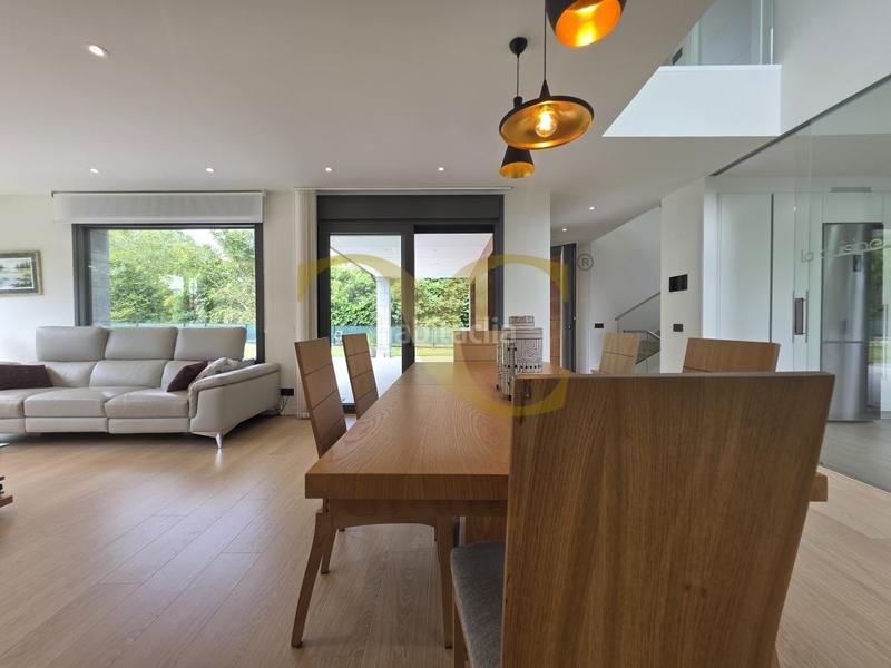 Foto 0a728922-37fc-4e2c-89ce-819b5aaf7810. House with heating parking in Posada-Barro Llanes