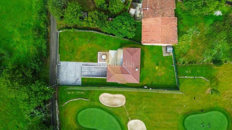 Foto 1a9e8bb0-5b58-4559-aca2-a0e6841cad63. House with heating parking in Posada-Barro Llanes