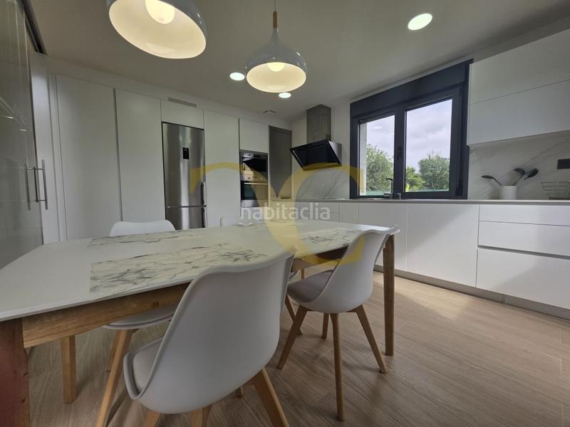 Foto 50b8a7d6-b077-4743-8a26-85e1f1ae3840. House with heating parking in Posada-Barro Llanes