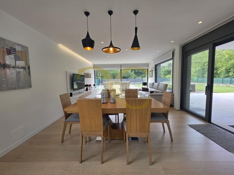 Foto 5bd93e97-fd34-4ba8-8af0-d65852eb110d. House with heating parking in Posada-Barro Llanes