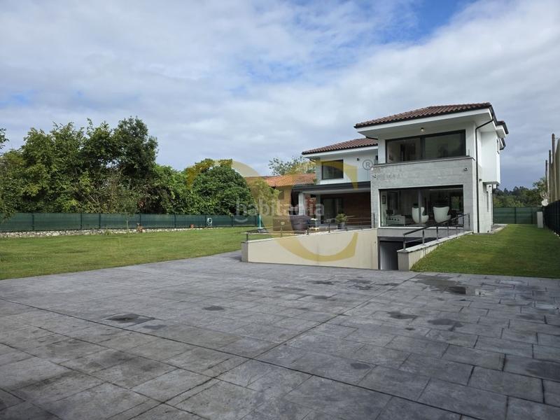 Foto d5d1390d-af29-4bb2-8ff2-edbcf8df065e. House with heating parking in Posada-Barro Llanes