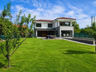 Haus  Quintana. Villa de lujo a 2km de las mejores playas de llanes.