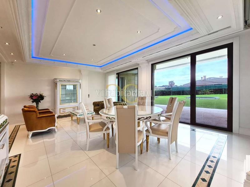 Foto fbabd054-ed92-4e55-b655-644be1d07af6. Xalet amb calefacció aparcament piscina a Somió Gijón