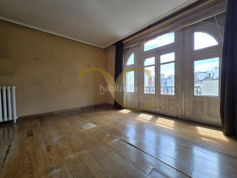 Foto 2147fe91-c85f-434c-be3c-388e62d18d7f. Pis amb calefacció a Salesas - Foncalada - Campoamor Oviedo