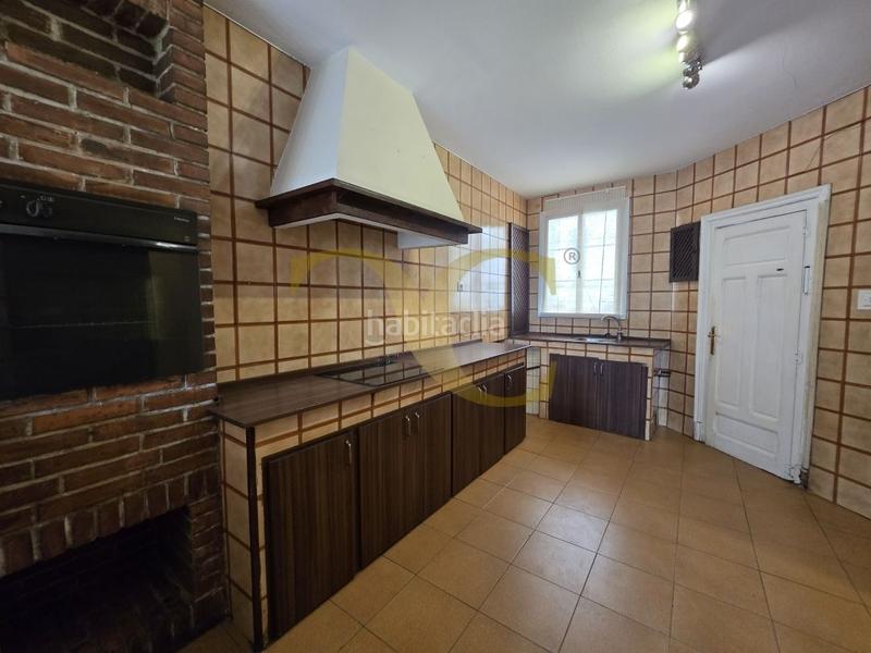 Foto 2443aede-aed8-41f7-bfe2-aacbe44ed904. Pis amb calefacció a Salesas - Foncalada - Campoamor Oviedo