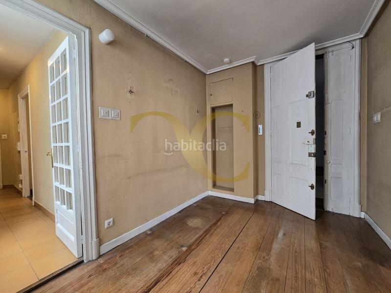 Foto 4cf83fae-e8e2-43ad-af95-02225f582df5. Pis amb calefacció a Salesas - Foncalada - Campoamor Oviedo