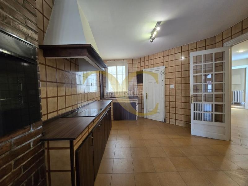 Foto 668580dc-f029-4808-bee8-54667d97228c. Pis amb calefacció a Salesas - Foncalada - Campoamor Oviedo