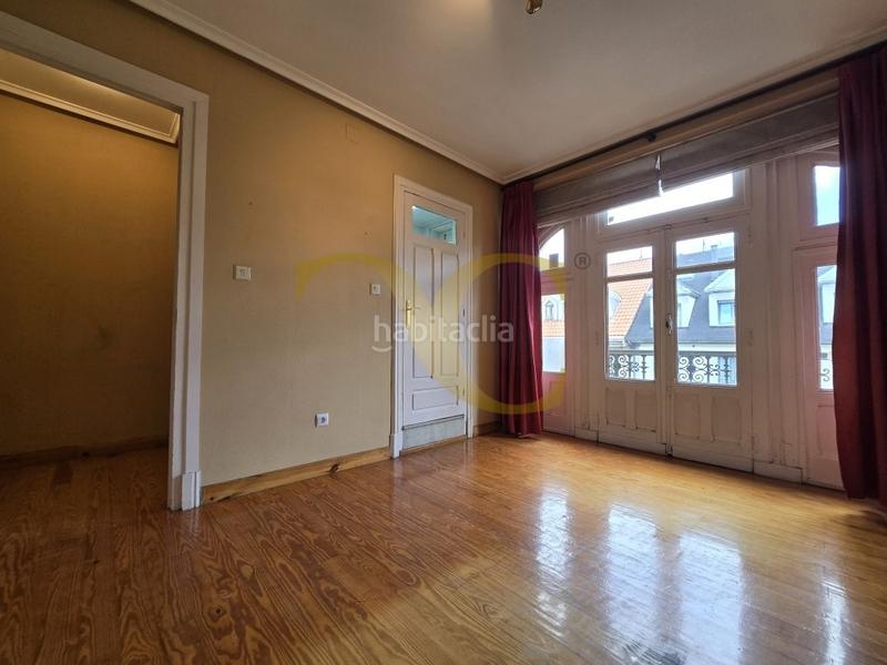 Foto 82a39e2e-984c-4278-a5d9-1a79bbb2f81c. Pis amb calefacció a Salesas - Foncalada - Campoamor Oviedo