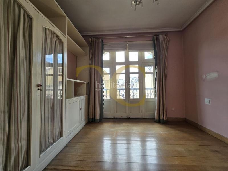 Foto 88e0e5c0-62ab-4ea0-b550-a6bfb9d397e7. Pis amb calefacció a Salesas - Foncalada - Campoamor Oviedo