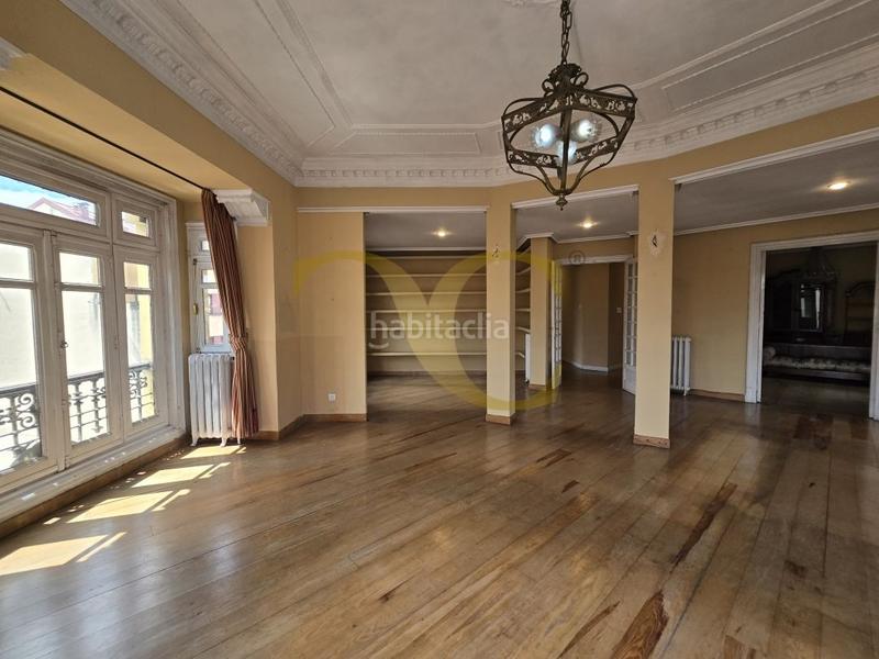 Foto bff4198b-95f7-4ec1-adbb-a02d2260b844. Pis amb calefacció a Salesas - Foncalada - Campoamor Oviedo