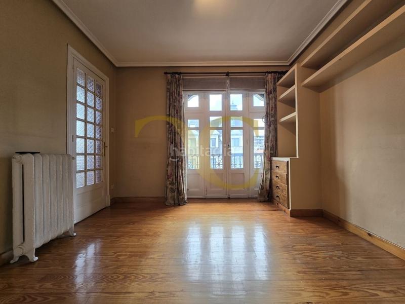 Foto db3673f8-3c81-475f-b85e-01526f5071ef. Pis amb calefacció a Salesas - Foncalada - Campoamor Oviedo