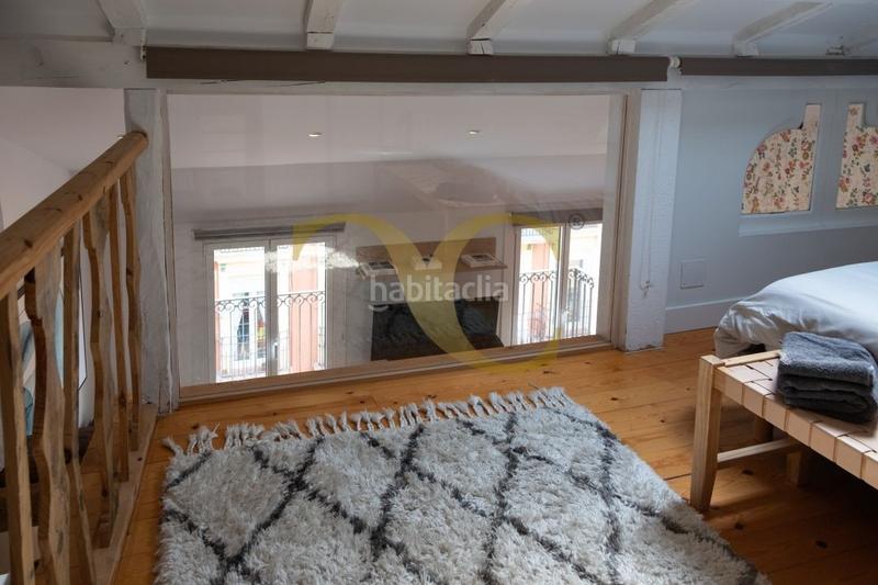 Foto e92a9ad4-9c65-4da6-a4d5-eafd43ad3f0a. Piso impecable dúplex en el centro . en General Dávila Santander