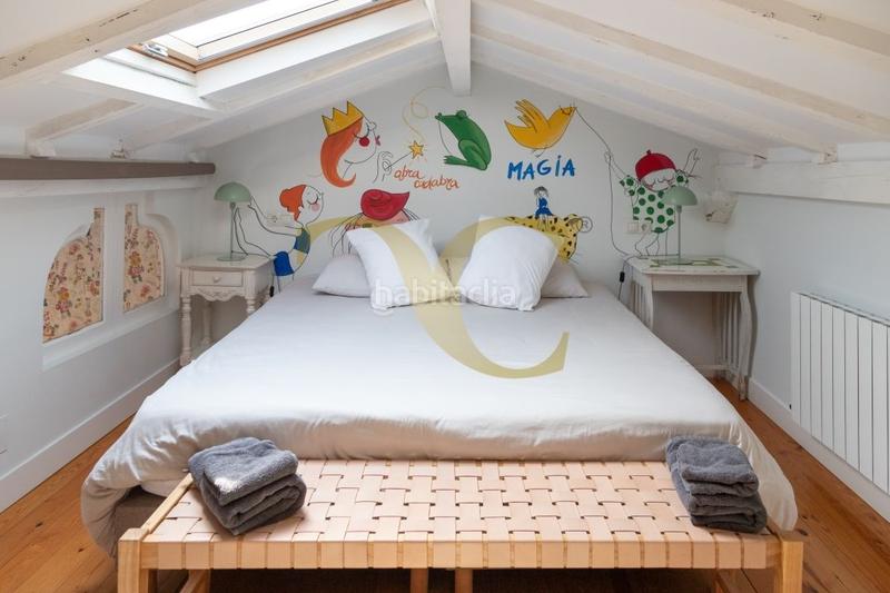 Foto f93342cb-8b13-4e9b-bc31-2f9215ef7524. Piso impecable dúplex en el centro . en General Dávila Santander