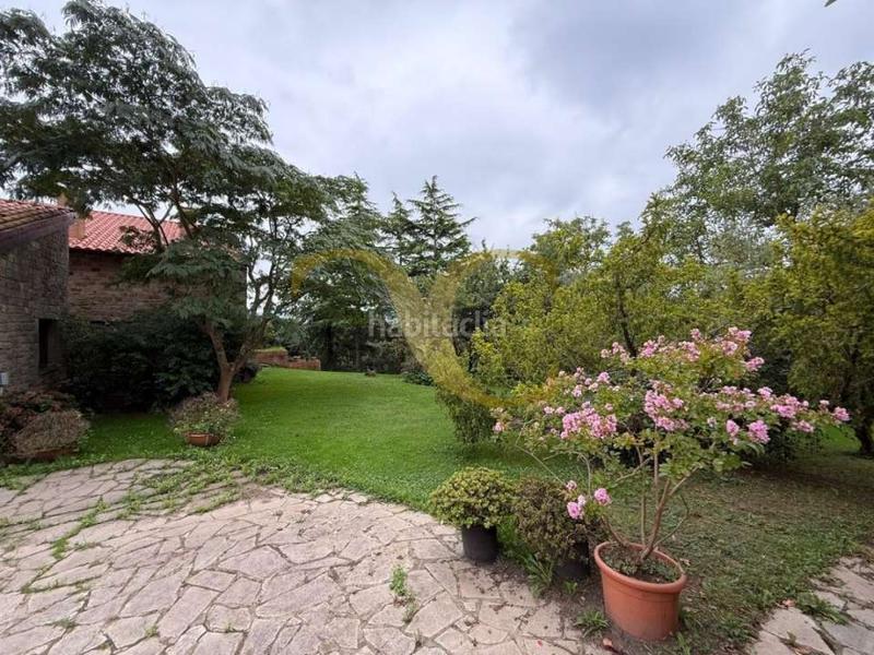 Foto 7bb41fd9-e2ea-47a2-8fae-5501fbcf9745. Chalet espectacular vivienda unifamiliar ubicada en una exclusiva zona residencial. en Piélagos
