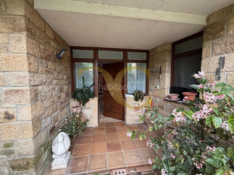 Foto d29efb5d-175b-4640-b5fa-5419cb2d1b52. Chalet espectacular vivienda unifamiliar ubicada en una exclusiva zona residencial. en Piélagos