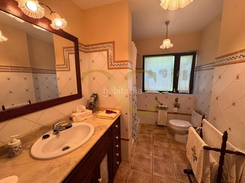 Foto feac1306-a50c-4844-b5de-d616ca5ef3ee. Chalet espectacular vivienda unifamiliar ubicada en una exclusiva zona residencial. en Piélagos