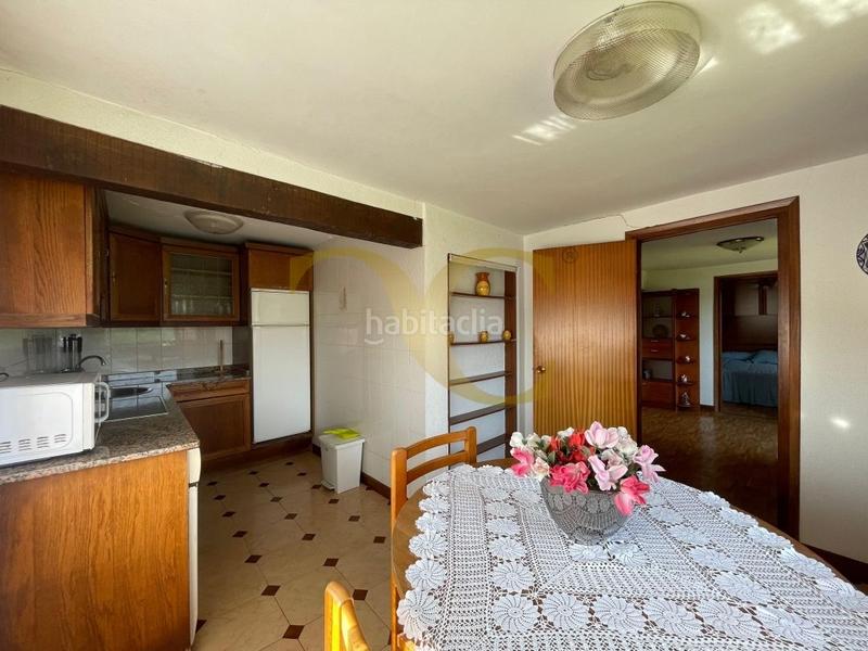 Foto 687cd078-eb31-4611-b1a5-017045bcd776. Casa  con jardín . en Entrambasaguas