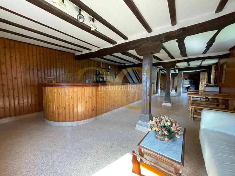 Foto 7a181848-fb60-446d-9d66-ee87d8cb7639. Casa  con jardín . en Entrambasaguas