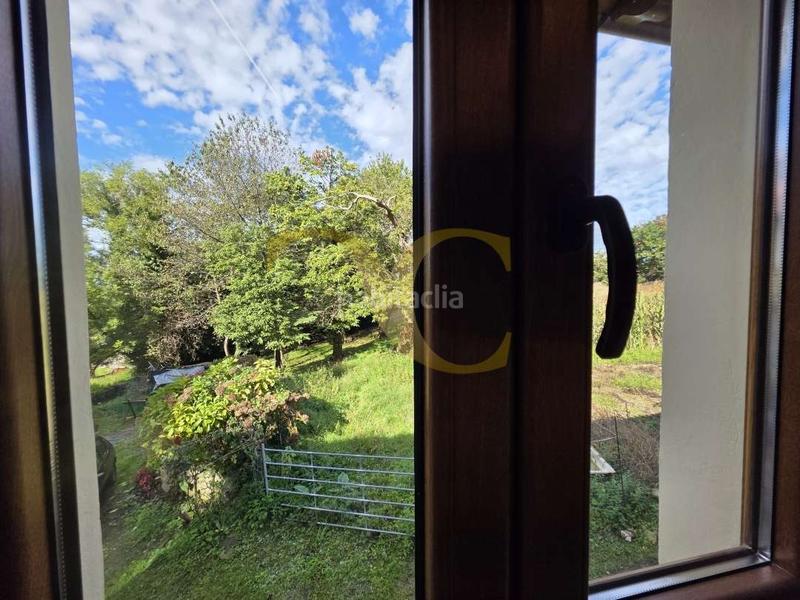 Foto 49ebe10e-d960-4928-9808-f621d3c949f2. Casa amb calefacció a Pría-Nueva-Hontoria-Naves Llanes