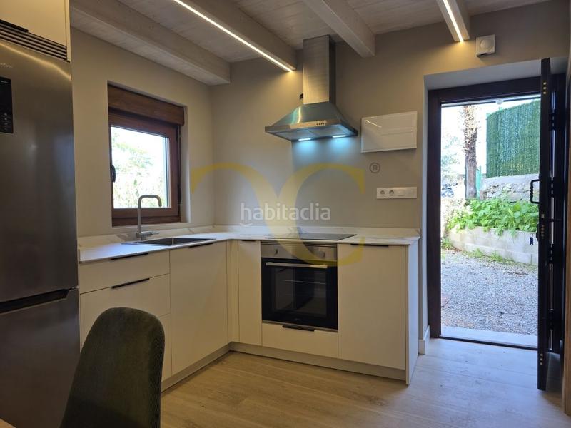 Foto 6b40ea83-e3c9-4a14-b544-3525a80bcb63. Casa amb calefacció a Pría-Nueva-Hontoria-Naves Llanes