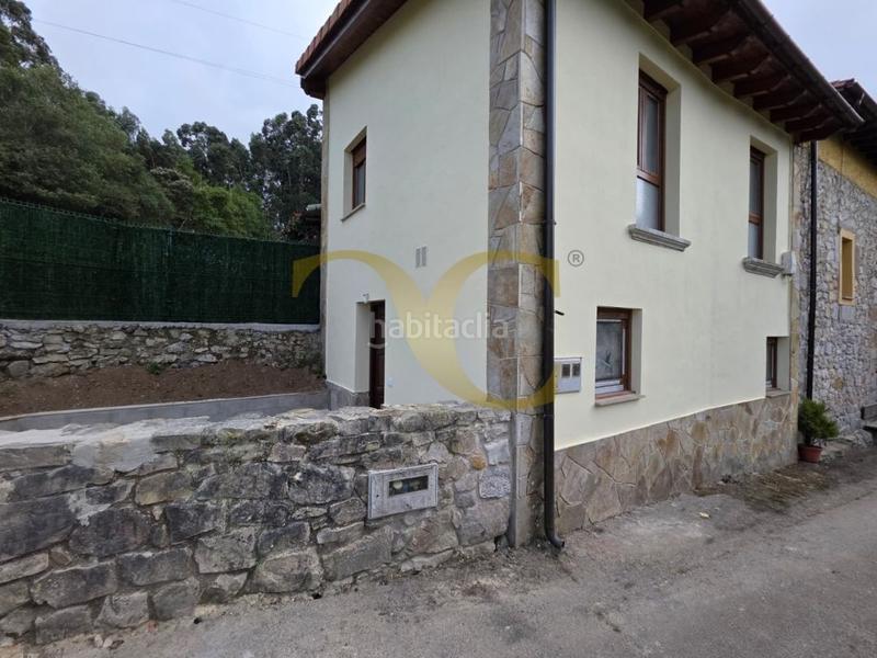 Foto 891e7a2b-edef-4fbc-aba7-7096ccf55dfe. Casa amb calefacció a Pría-Nueva-Hontoria-Naves Llanes