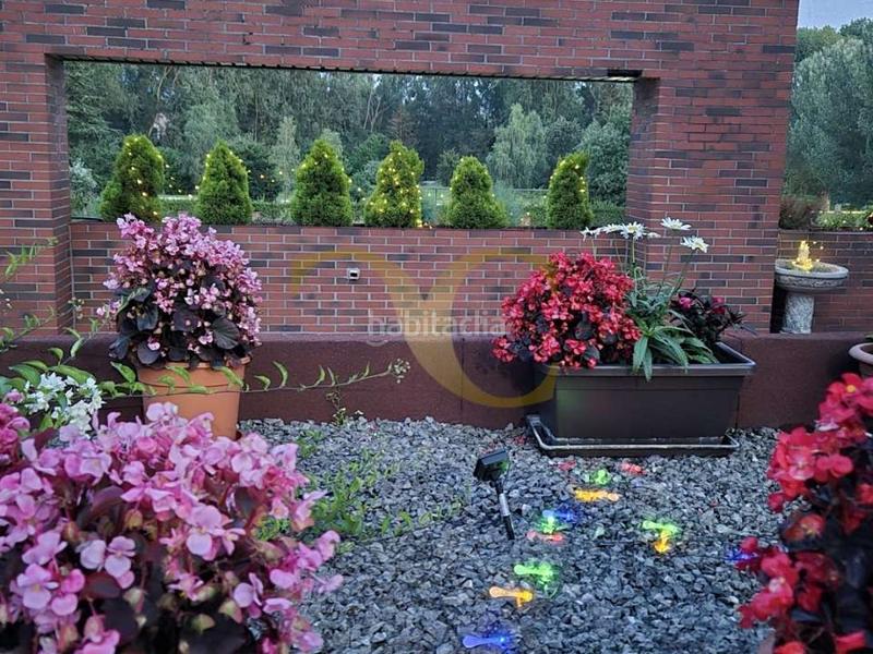 Foto 6e9e2c44-0e00-405a-a2c9-2f3d8a4ec510. Piso exclusiva en la mejor zona de Viesques, con cuatro dormitorios, terraza, piscina y zonas comunes. en Gijón