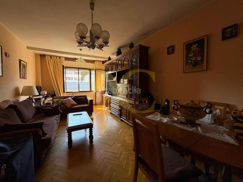 Foto 664d1fb4-89c8-4cce-a8e6-4a2c8a843c0d. Etagenwohnung mit heizung in La Arena Gijón