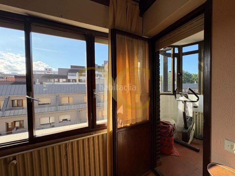 Foto f25d59bc-1633-4f57-ac3f-6d6adf373184. Etagenwohnung mit heizung in La Arena Gijón