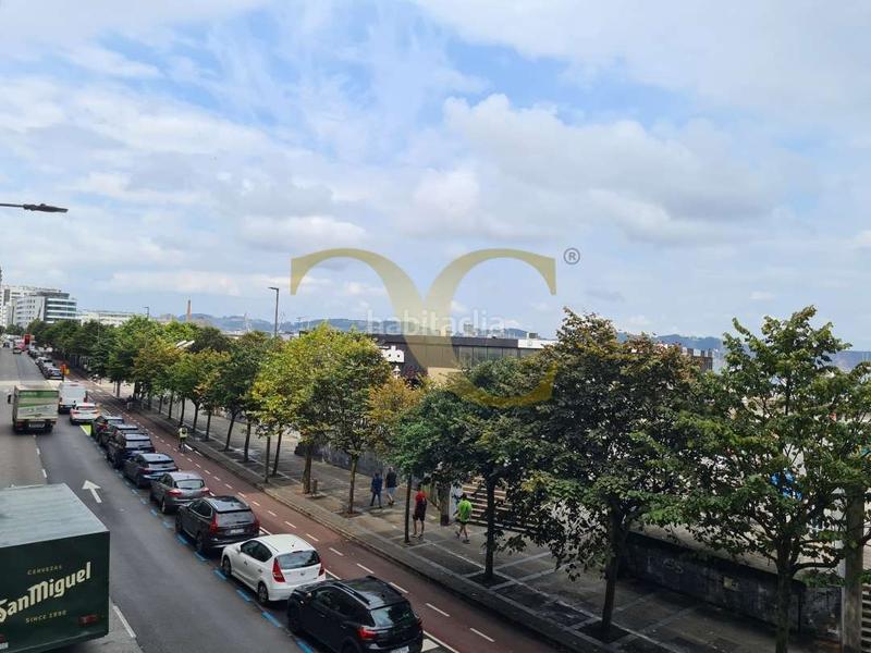 Foto 3a7b88a2-29e8-4574-ba03-ecc7a7115776. Piso tu hogar frente al puerto deportivo en Centro Gijón