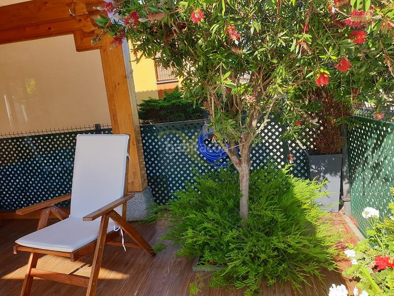 Foto 31c386bd-5f20-4986-8ecf-5978fe2f7eb4. Chalet exclusiva chalet pareado con una bonita terraza junto a la playa de póo con licencia vut. en Llanes