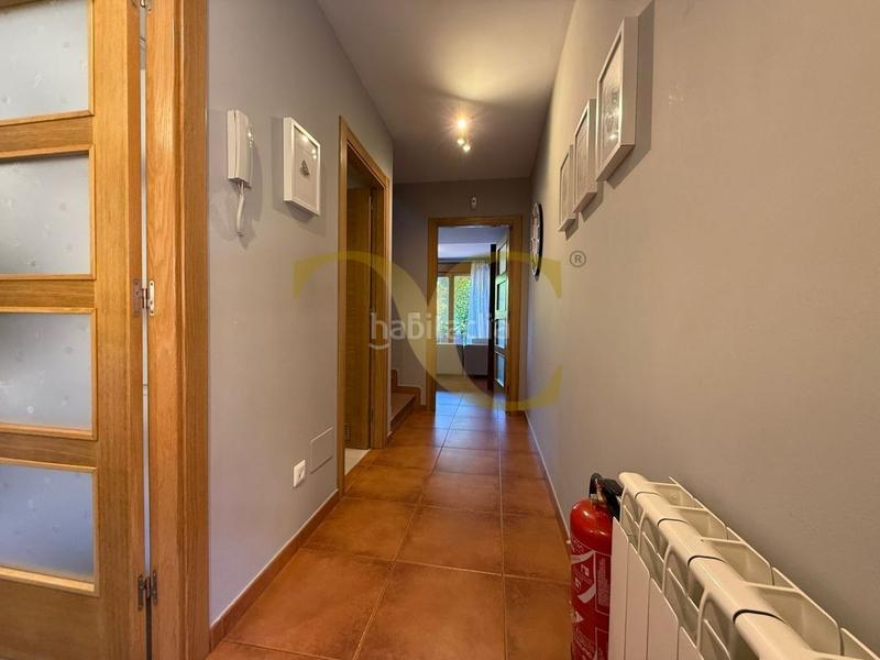 Foto 4eb241b7-b483-47c3-a7e0-3fd92d46053e. Chalet exclusiva chalet pareado con una bonita terraza junto a la playa de póo con licencia vut. en Llanes