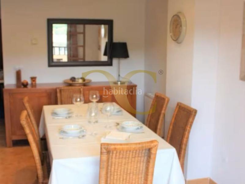 Foto 5df166c7-090d-43e6-8a48-7145626d2266. Dúplex exclusiva dúplex con terraza a 700 metros de la playa. en Ribadesella