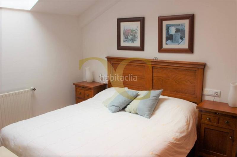Foto e6ff5f07-0520-454d-ad4f-f0ffb0a6fc78. Dúplex exclusiva dúplex con terraza a 700 metros de la playa. en Ribadesella