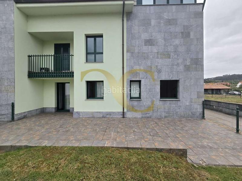 Foto d362f3fe-a347-414d-a424-6a1eaff1b3e4. Apartamento exclusiva apartamento con amplio jardín junto a posada . en Llanes