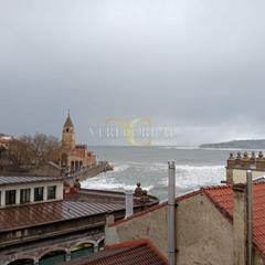 Location Appartement  Calle de san bernardo. Piso en alquiler con vistas al mar y plaza de garaje.