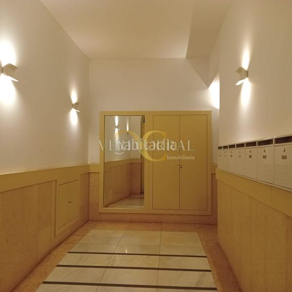Foto dc28f6cd-4a2a-49e5-a676-6a9100dda0b7. Location appartement avec chauffage parking dans Centro Gijón