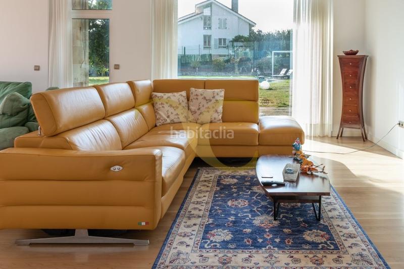 Foto 77184454-c4d6-4673-9bd1-12d7b6138696. Casa magnífica propiedad en maoño. en Maoño - Azoños Santa Cruz de Bezana