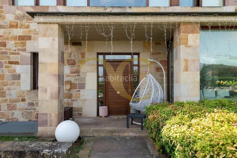 Foto 891067a5-42ac-49fc-8a95-3815755aac83. Casa magnífica propiedad en maoño. en Maoño - Azoños Santa Cruz de Bezana