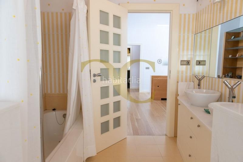 Foto d3a7a6ac-3b53-42f2-92fb-150b5c3e4ba3. Casa magnífica propiedad en maoño. en Maoño - Azoños Santa Cruz de Bezana